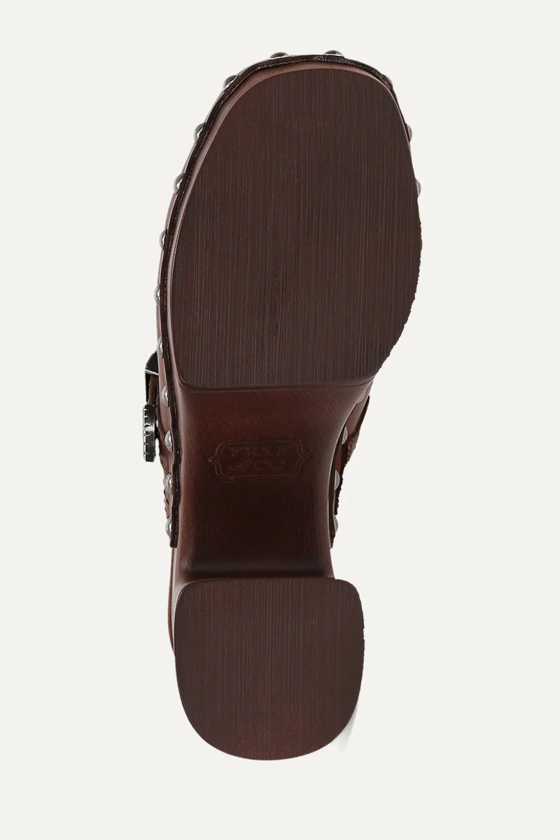 Wylie Scalloped Clog - Image 8